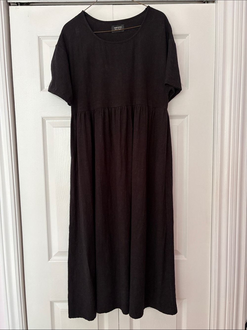 Black Short-Sleeve Maxi Dress